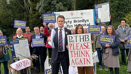 David Chadwick MP, Jane Dodds MS and local councillors handing in the petition